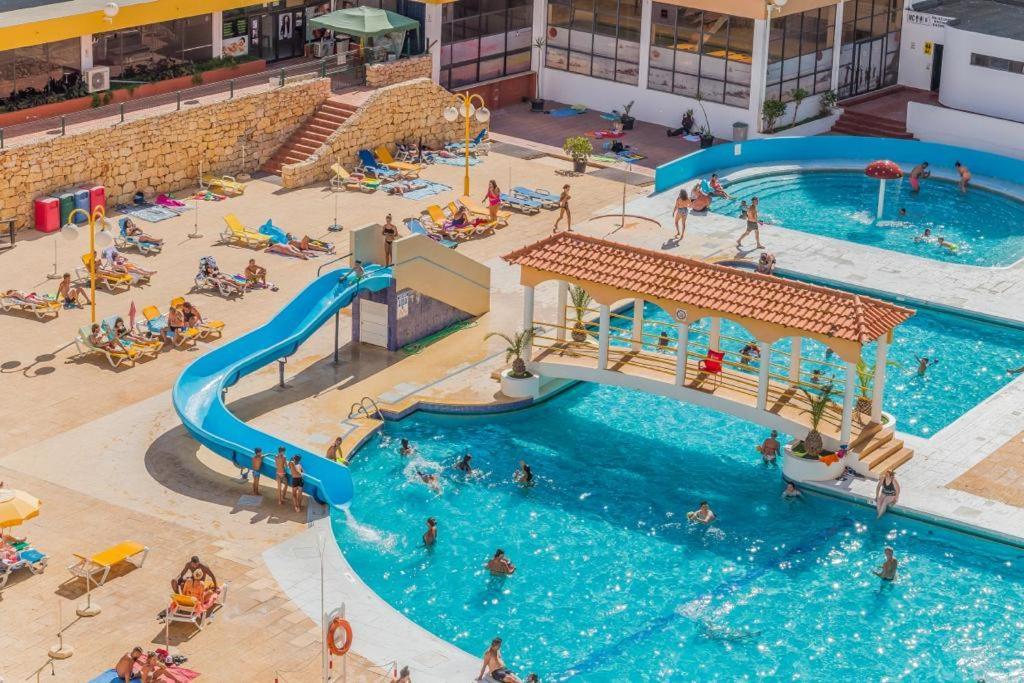 Апартаменти Beach Портіман Екстер'єр фото